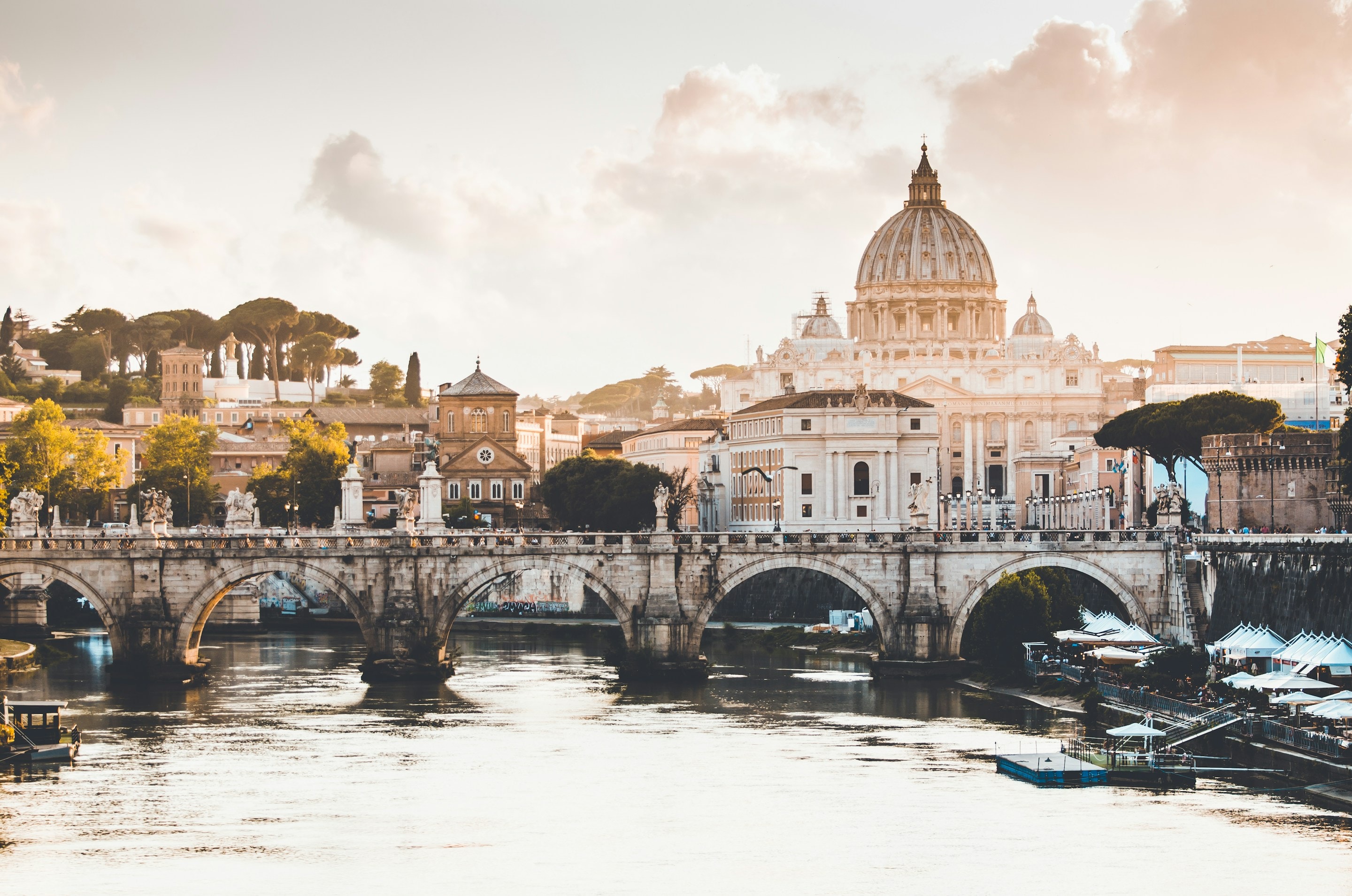Il Tevere, Ponte Sant’Angelo e la cupola di San Pietro